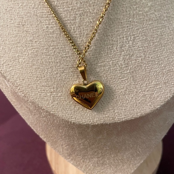 Authentic Repurposed Necklace and Earrings set - Picture 7 of 8